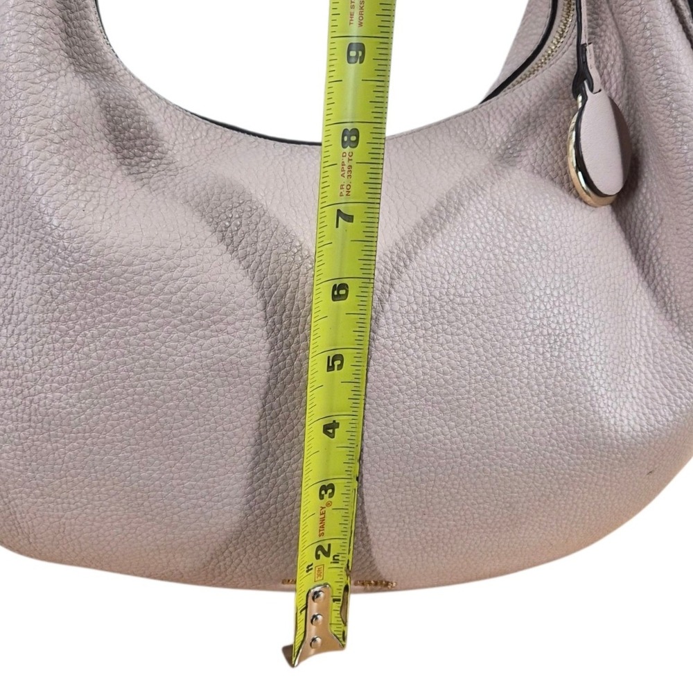 Michael Kors Bedford Large Pebbled Leather Hobo Bag Taupe Gold Hardware Tassel - Picture 8 of 9